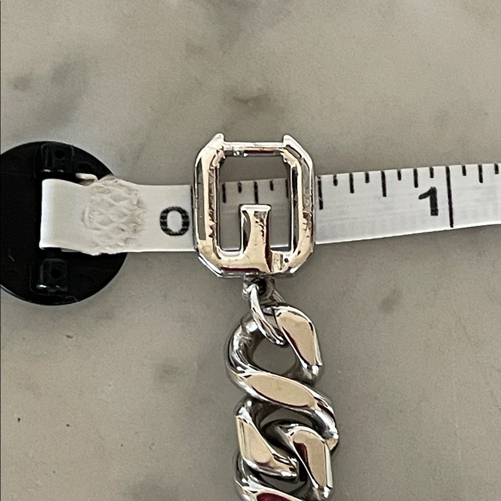 GIVENCHY G-Chain Silver Bracelet - Picture 17 of 17